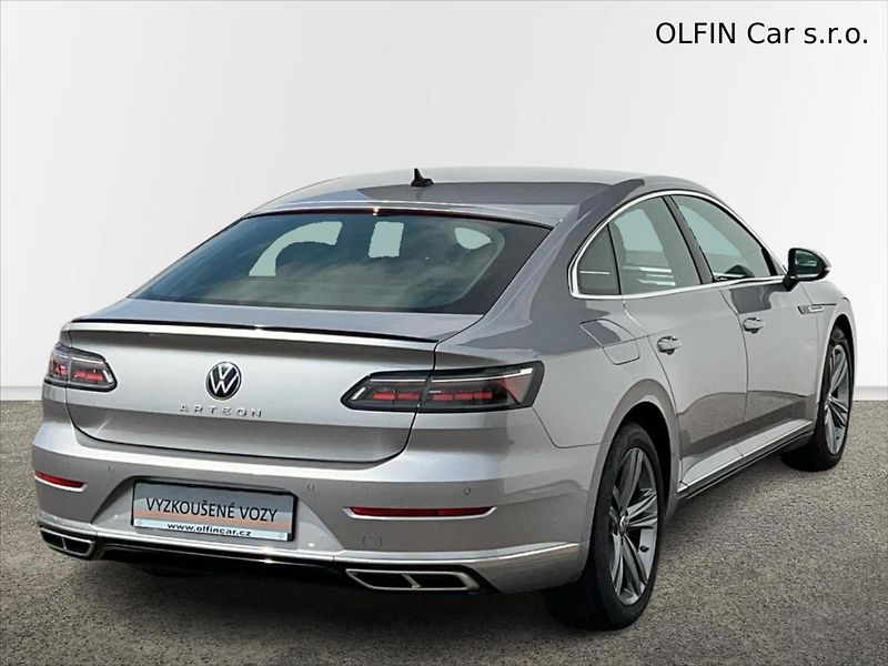 Volkswagen Arteon 2,0 TSi 140kW 7DSG R-line - fotka 2 z 28