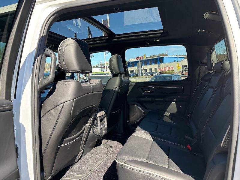 RAM 1500 3.0 I6 548k LIMITED NIGHT RAMB - fotka 53 z 88