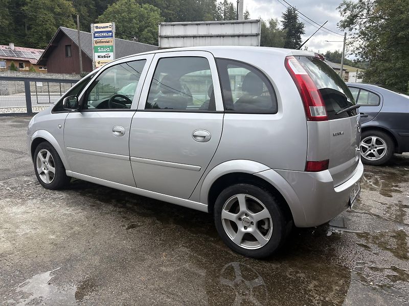 Opel Meriva (2005) 1.6 74 kW - fotka 3 z 15