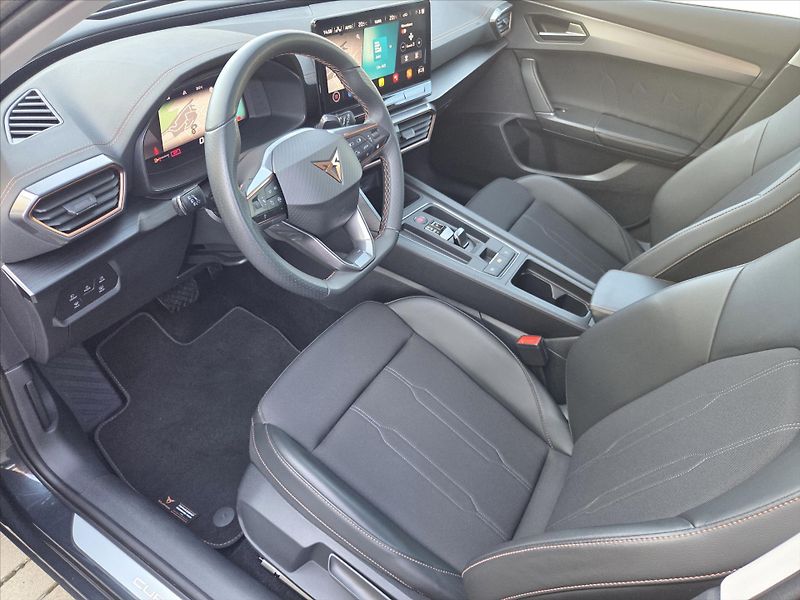 Cupra Formentor 2,0 TSi DSG 4x4 Záruka2029 ČR - fotka 9 z 23
