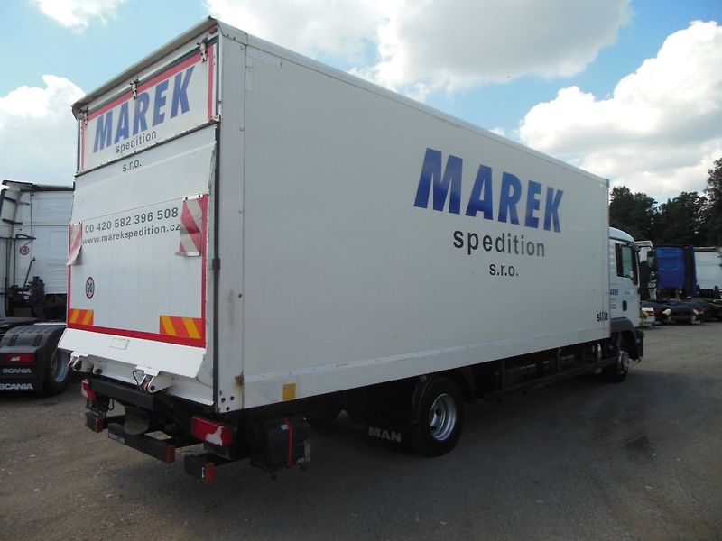 MAN TGL 12.220 BL, Spací kabina, D-hol - fotka 3 z 35