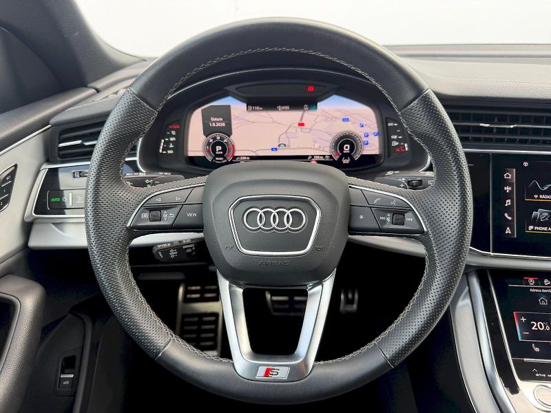 Audi Q8 (2023) 50 TDI 210kW Quattro S-LINE - fotka 7 z 35
