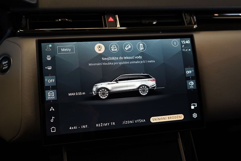 Land Rover Range Rover Velar D300 AWD Dynamic HSE, Vzduch - fotka 35 z 46