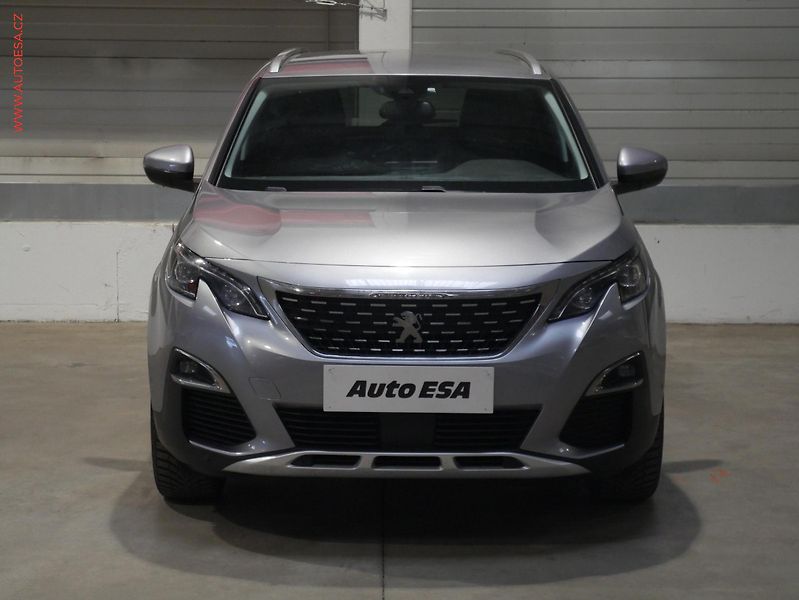 Peugeot 5008 (2020) 1.5 HDi, AT - fotka 2 z 20