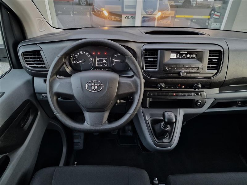 Toyota ProAce Verso 2.0 D-4d 140k L2 106kW - fotka 12 z 45