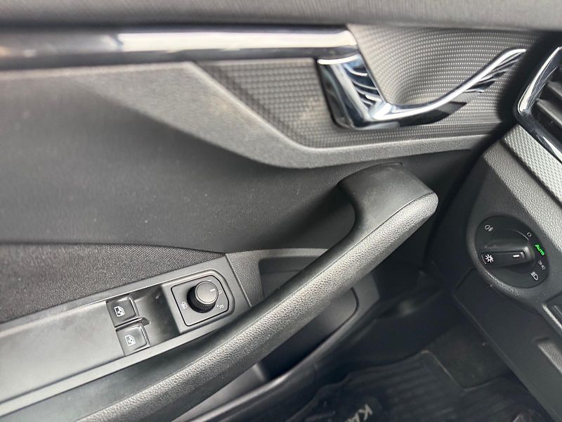 Škoda Kamiq (2022) AMBITION 1.0TSI 81kW CZ DPH - fotka 11 z 11