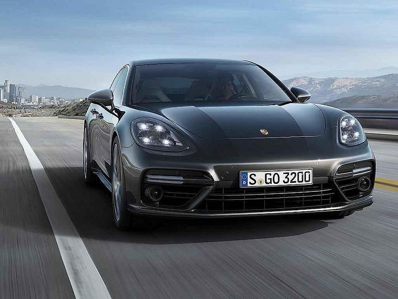Porsche Panamera.