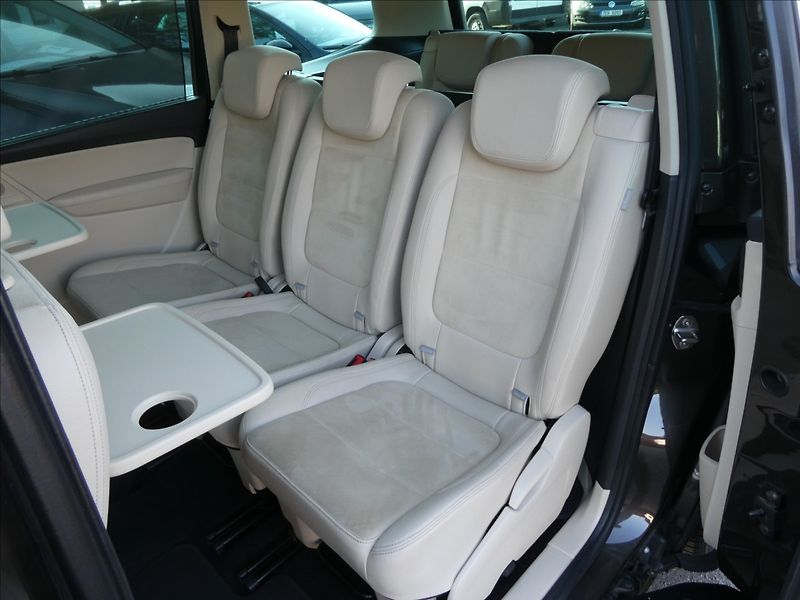 Volkswagen Sharan 2,0 TDi HIGHLINE, rezervace - fotka 23 z 50