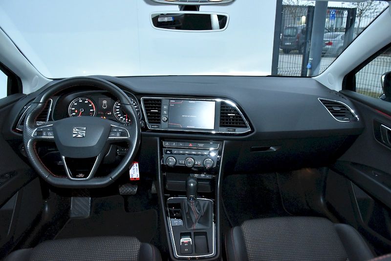 Seat Leon (2020) ST FR-Line 1.5 TSI 110kW - fotka 5 z 29