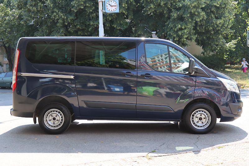 Ford Transit Custom 2.2TDCI 74kW 8 MÍST - fotka 9 z 50