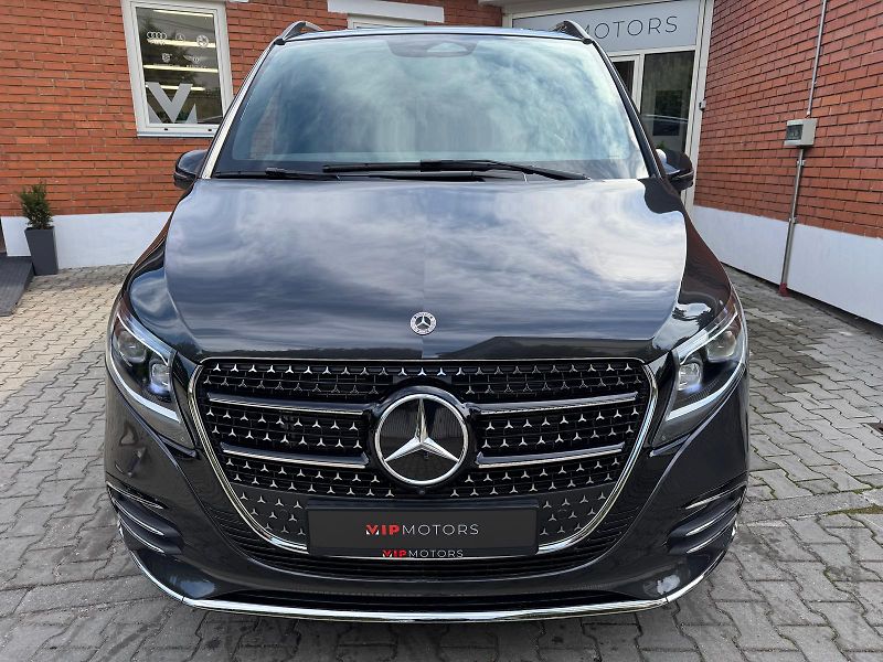 Mercedes-Benz Třídy V V300D-4M-AMG-AVANTG-R19-ČR-NOV - fotka 9 z 35