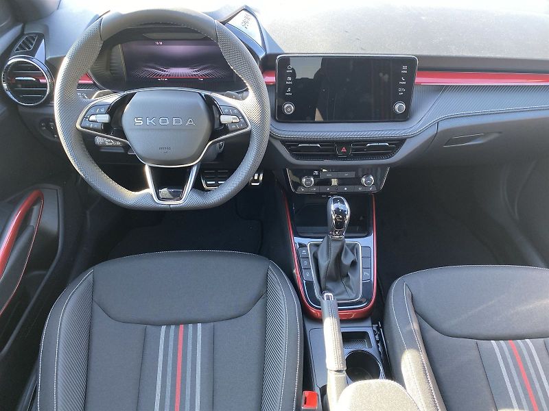 Škoda Fabia (2025) 1.5 TSI DSG Monte Carlo - fotka 5 z 30