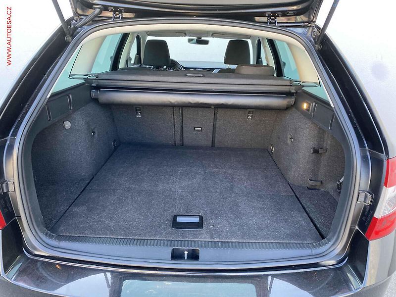 Škoda Octavia (2019) 1.5 TSi, Soleil, DSG, navi, - fotka 7 z 19