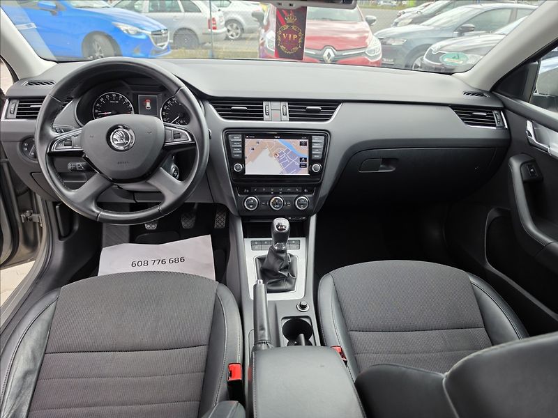 Škoda Octavia III 2,0TDi 110KW 4X4 Elegance - fotka 27 z 50