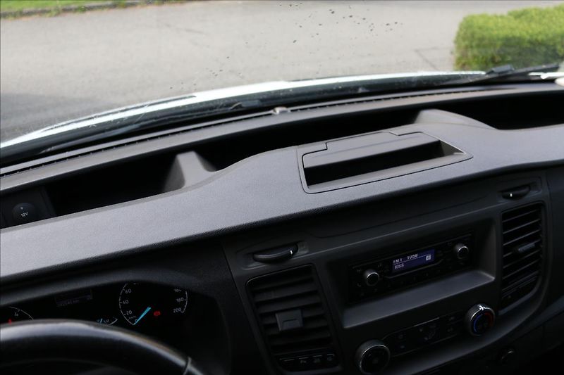 Ford Transit 2,0 95kW,ČR, DPH, Klima - fotka 19 z 27
