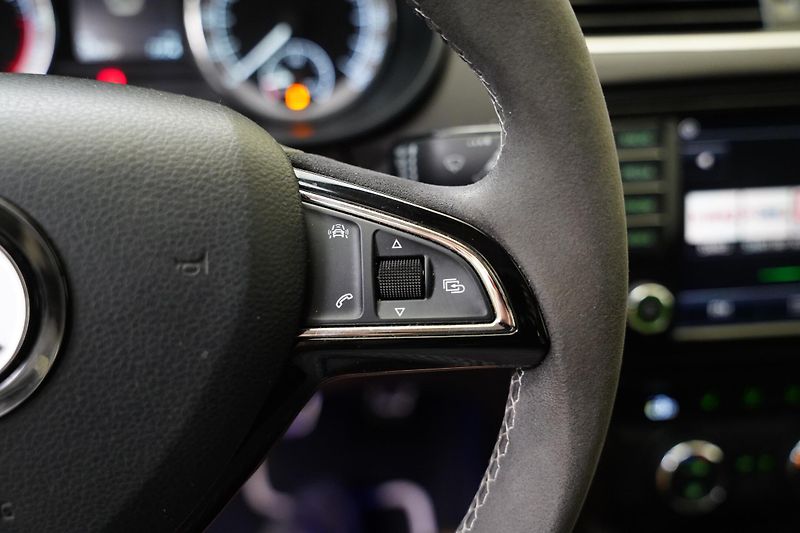 Škoda Octavia - fotka 16 z 32
