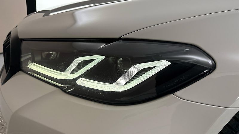 BMW Řada 5 540i AUT M-paket - fotka 18 z 32