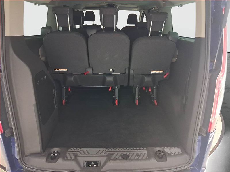 Ford Tourneo Custom (2016) Titanium 2.0 EcoBlue, ČR - fotka 14 z 21