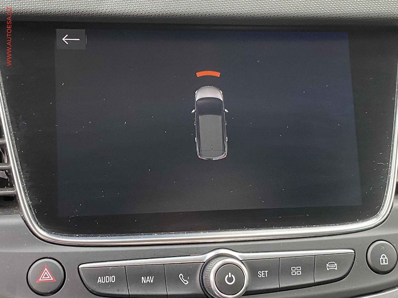 Opel Crossland X (2019) 1.2 T, Innovation, navi, - fotka 18 z 19
