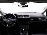 Volkswagen Touran 2,0 TDI DSG Parorama Navi - náhled 20