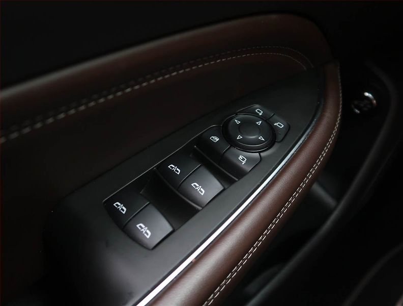 Opel Insignia (2021) 2.0 Turbo GSi, 4x4,Automat - fotka 25 z 27