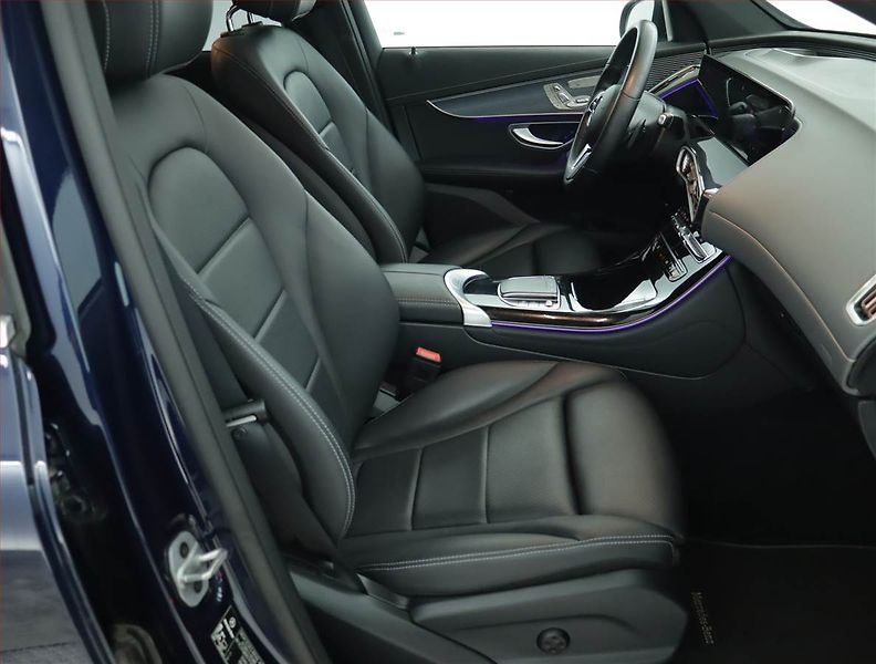 Mercedes-Benz EQC (2022) 400 4MATIC, SoH 95% - fotka 9 z 21