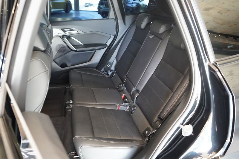 BMW X1 M35i xDrive, Panorama, Head-up - fotka 48 z 50
