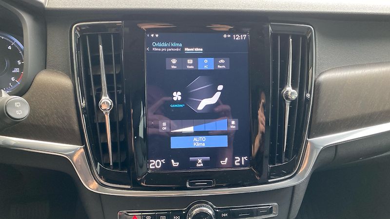 Volvo V90 Cross Country, D5 AWD Drive-E, - fotka 22 z 32