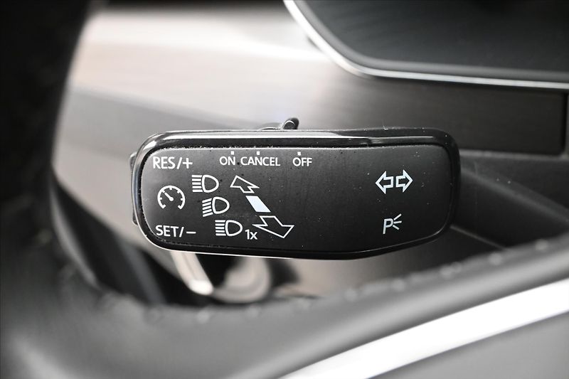 Škoda Superb 1,4 TSI iV 160 kW DSG Style Zá - fotka 24 z 33