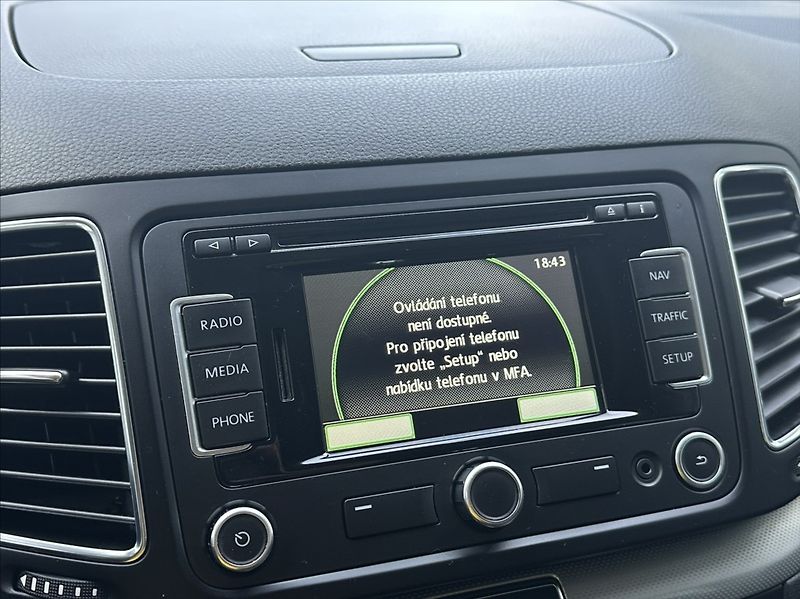 Volkswagen Sharan 2,0 TDI 140PS  Comfortline DSG - fotka 32 z 48