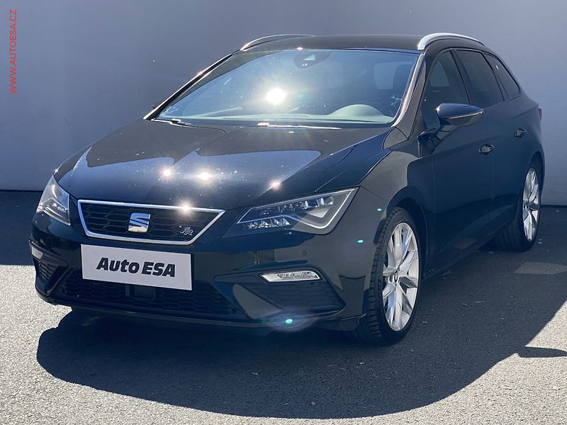 Seat Leon (2017) 1.8 TSi, FR, DSG, LED, kamera - fotka 3 z 18
