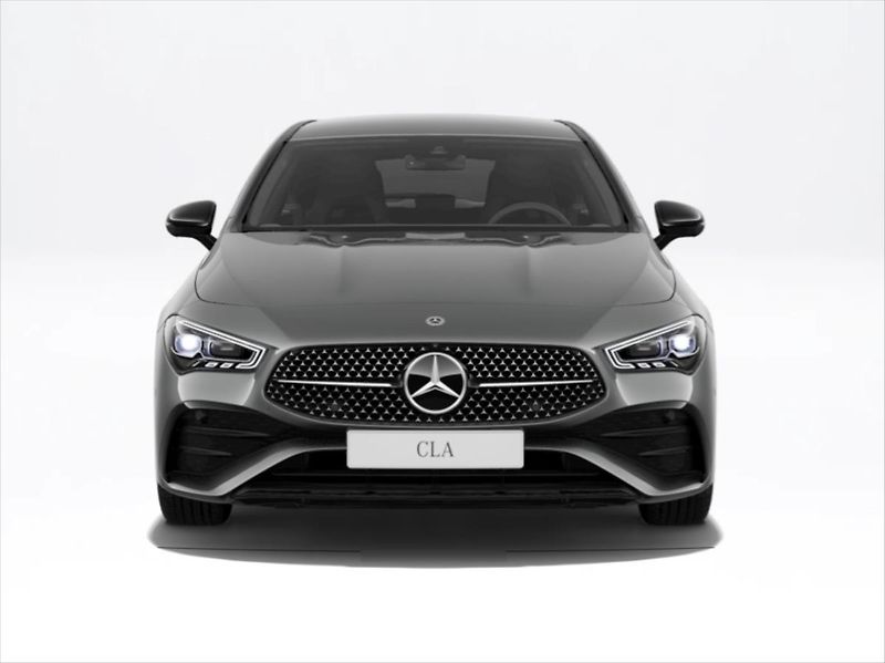 Mercedes-Benz CLA (2025) 2,0 200 d Shooting Brake AMG S - fotka 2 z 9