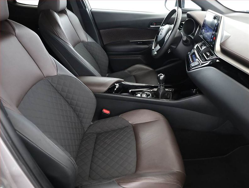 Toyota C-HR (2018) 1.2 Turbo, Serv.kniha, Kůže - fotka 7 z 19