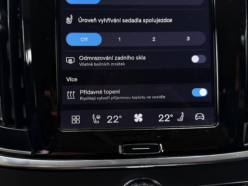 Volvo V90 CC B5 AWD (benzín) //REZERVACE - fotka 44 z 46