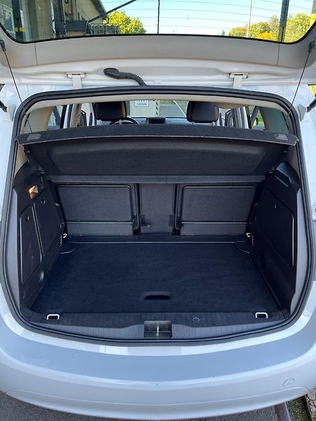 Opel Meriva (2014) - fotka 22 z 32