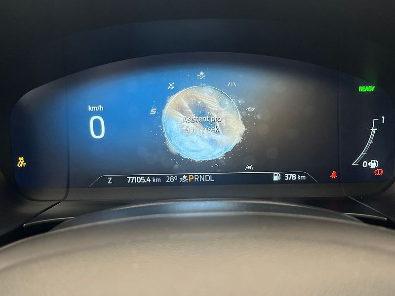 Ford Kuga 2.5 HEV 4X4 REZERVOVÁNO - fotka 51 z 70