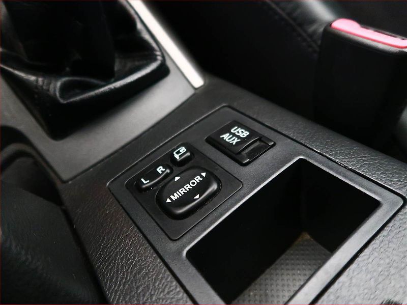 Toyota RAV4 (2011) 2.2 D-4D, 4X4, Tempomat - fotka 16 z 17