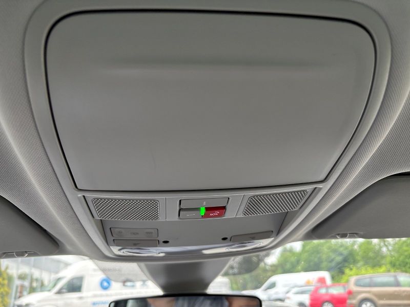Škoda Karoq (2025) SELECTION 1.5 TSI 110 kW A7F - fotka 27 z 31