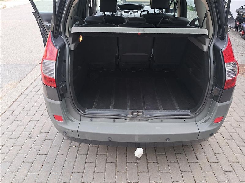Renault Scénic 1,5 dCi - fotka 27 z 35