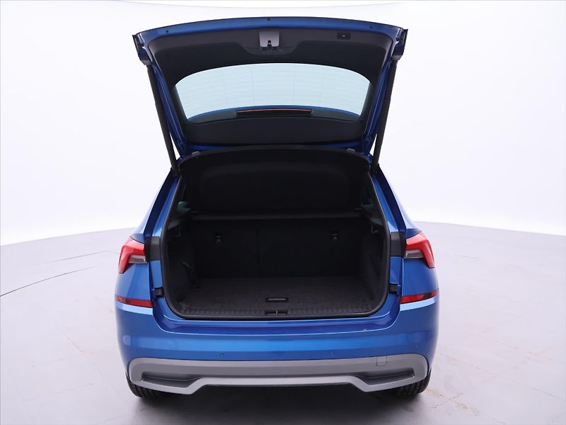 Škoda Kamiq 1,0 TSI DSG Style Sport Virtua - fotka 9 z 35