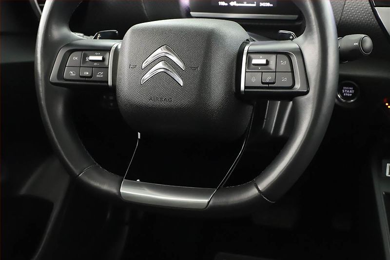 Citroën C4 (2023) 1.2 PureTech, Automat - fotka 8 z 17