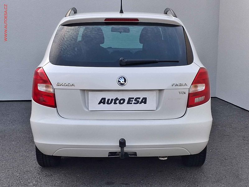 Škoda Fabia (2013) 1.6TDi, ČR, AC, tažné - fotka 5 z 15