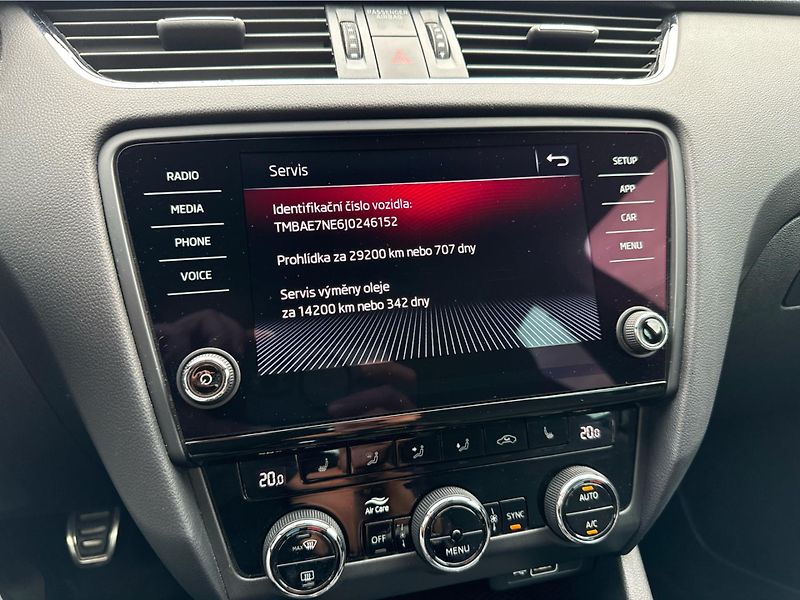 Škoda Octavia RS 2.0FSI 169KW - fotka 20 z 22