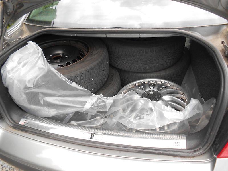 Volkswagen Passat 1.9TDi,96KW,KLIMA,207TKm - fotka 13 z 21