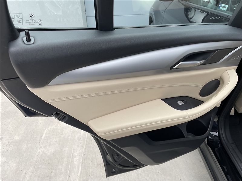 BMW X3 xDrive20d M SPORT,ČR.1.MAJ. - fotka 28 z 40