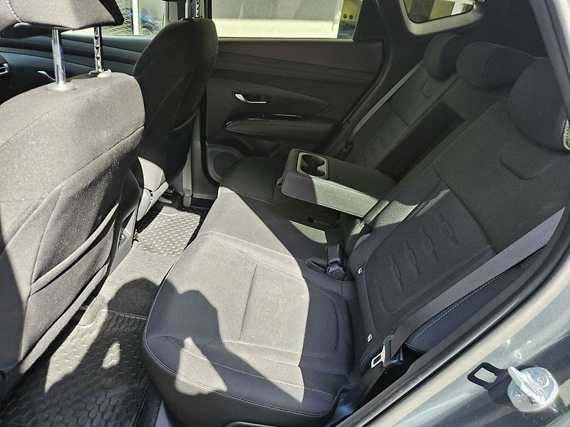 Hyundai Tucson 1,6 T-GDi 117kW, Style, DCT - fotka 30 z 33
