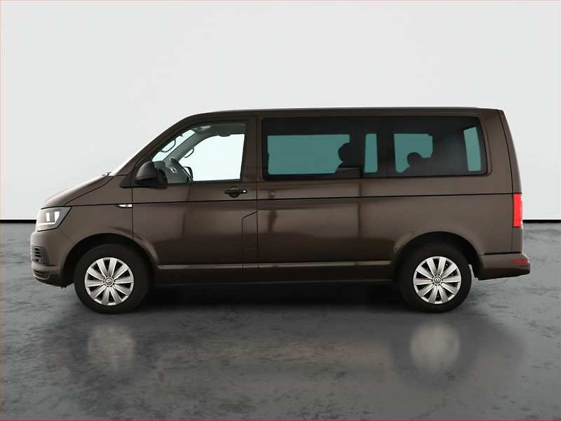 Volkswagen Multivan (2018) 2.0 TDI - fotka 3 z 18