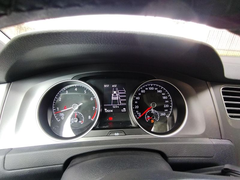 Volkswagen Golf (2017) 1.2 tsi/63kW, klima, výhřev,  - fotka 22 z 38