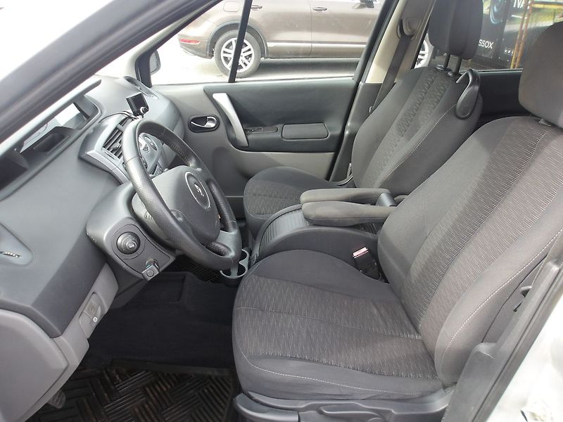 Renault Scénic 1,5DCi PĚKNÝ ! - fotka 14 z 26