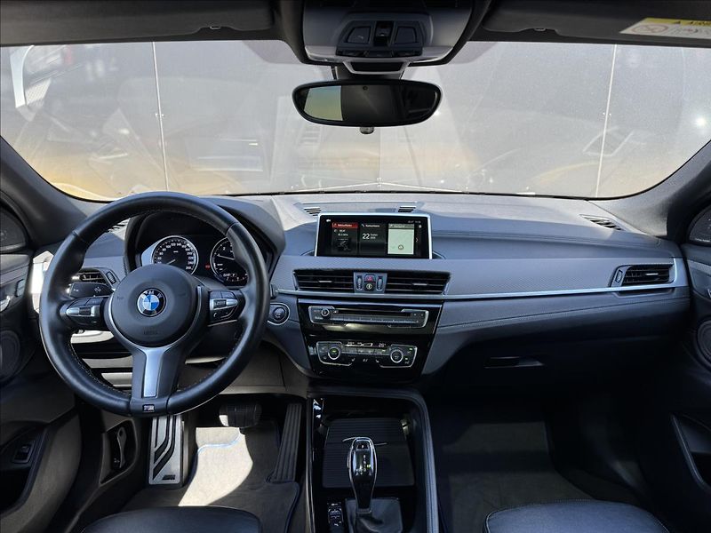 BMW X2 1,5 sDrive 18i M-Sport X DPH - fotka 14 z 30
